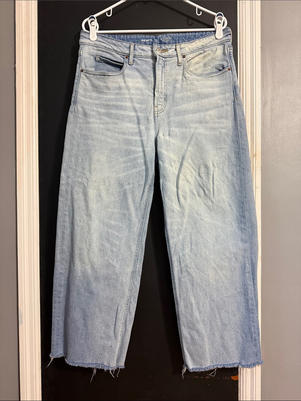 Old Navy Sky-Hi Wide Leg Size: 12 Inseam: 25.5”